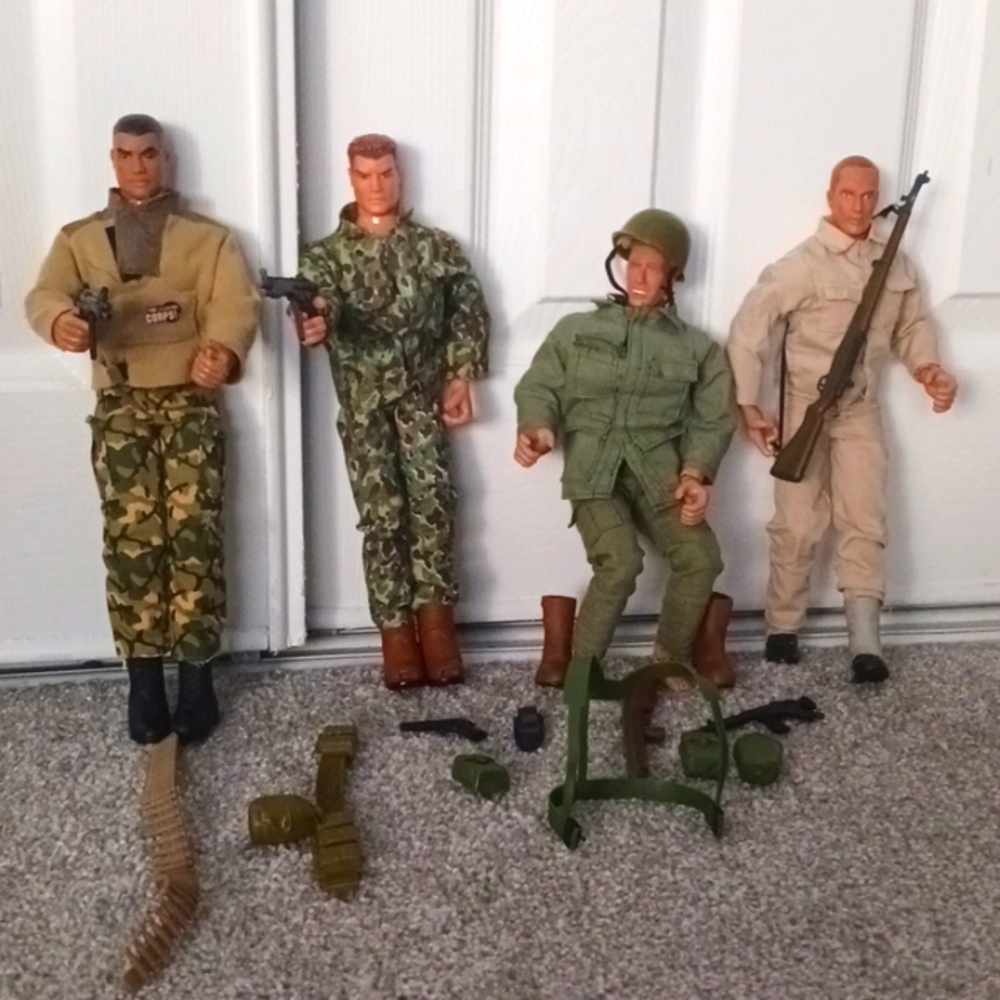 Ultra Corps 12 in action figures (4) w/accessories contact me to buy individuals